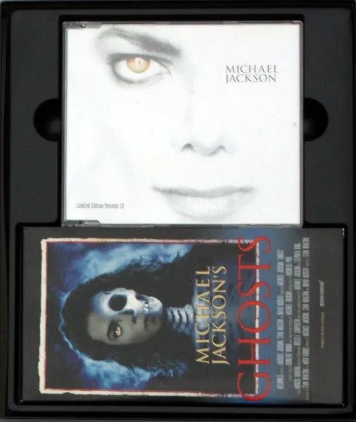 Ghosts Deluxe Collector Boxset